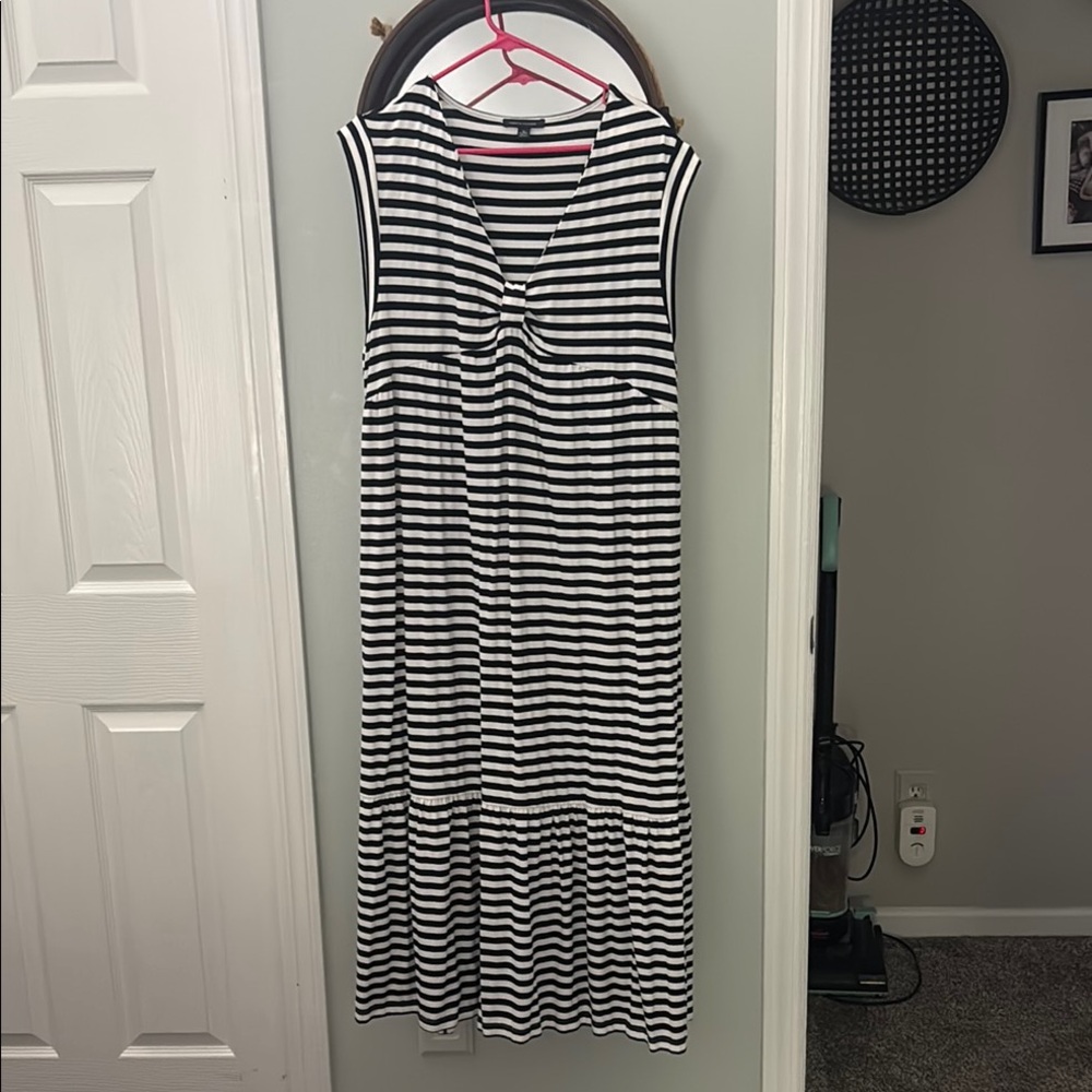 Tommy Hilfiger navy and white maxi dress